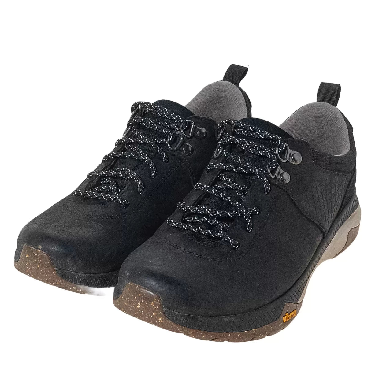 39.0Black