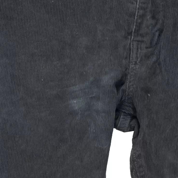 32Black