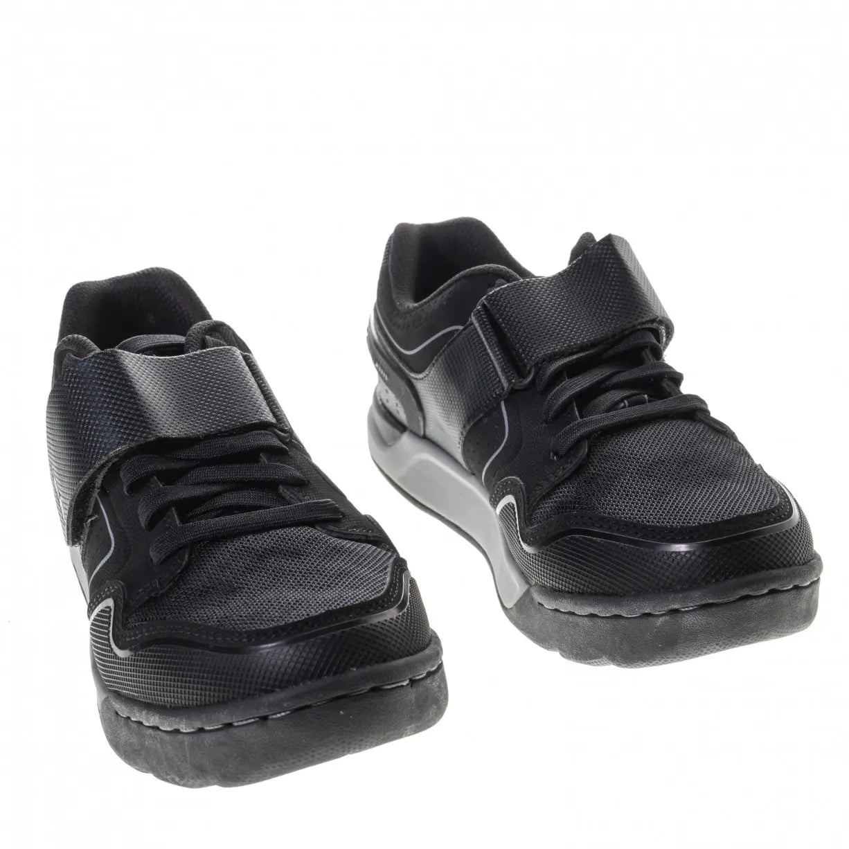 6Black/Dark Grey