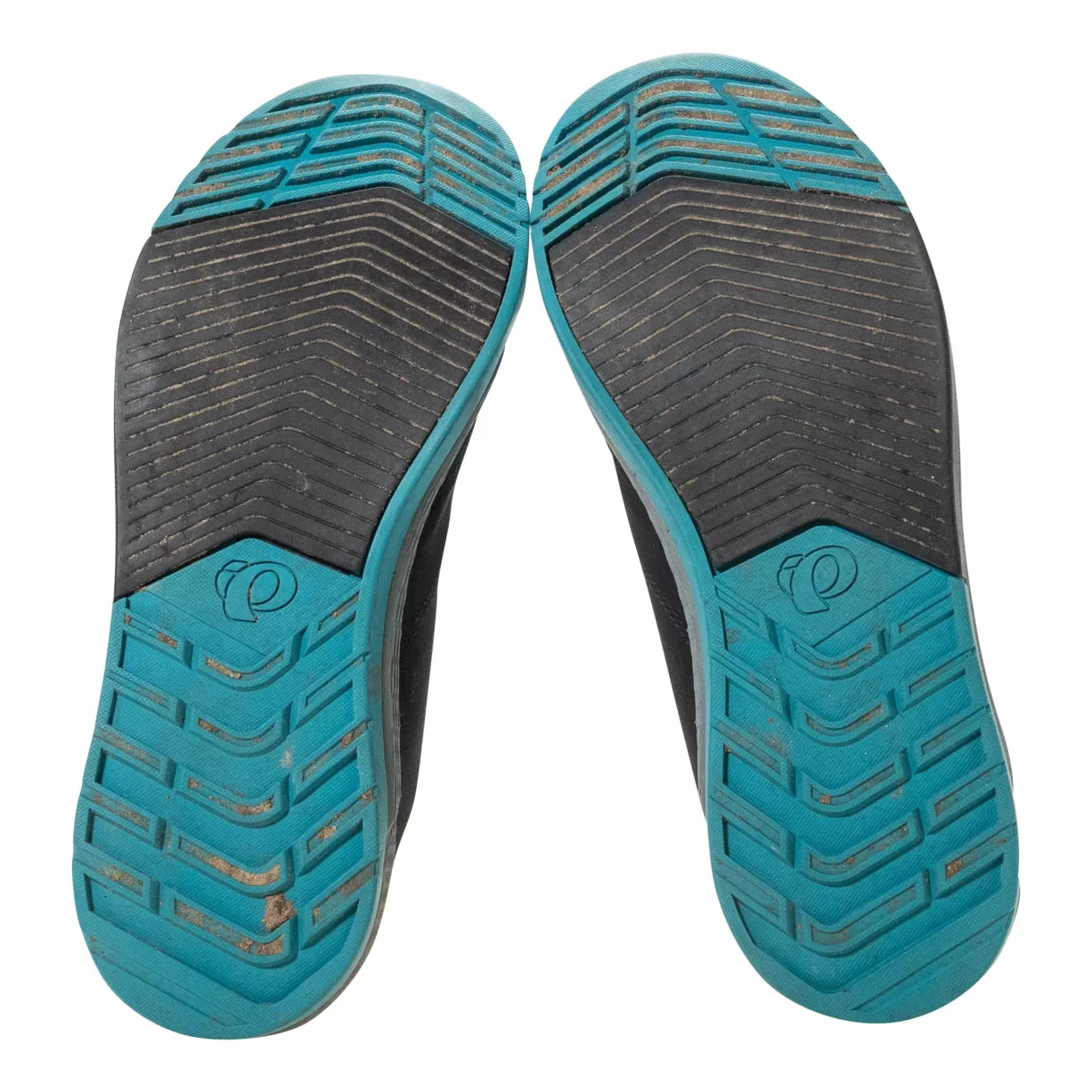 39.0Black/Blue