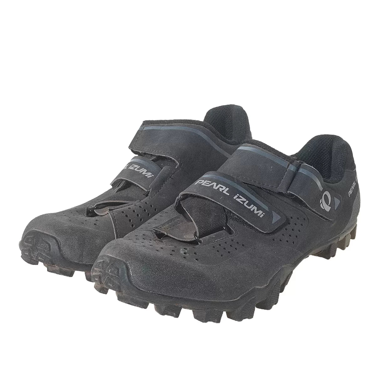 39.0Black