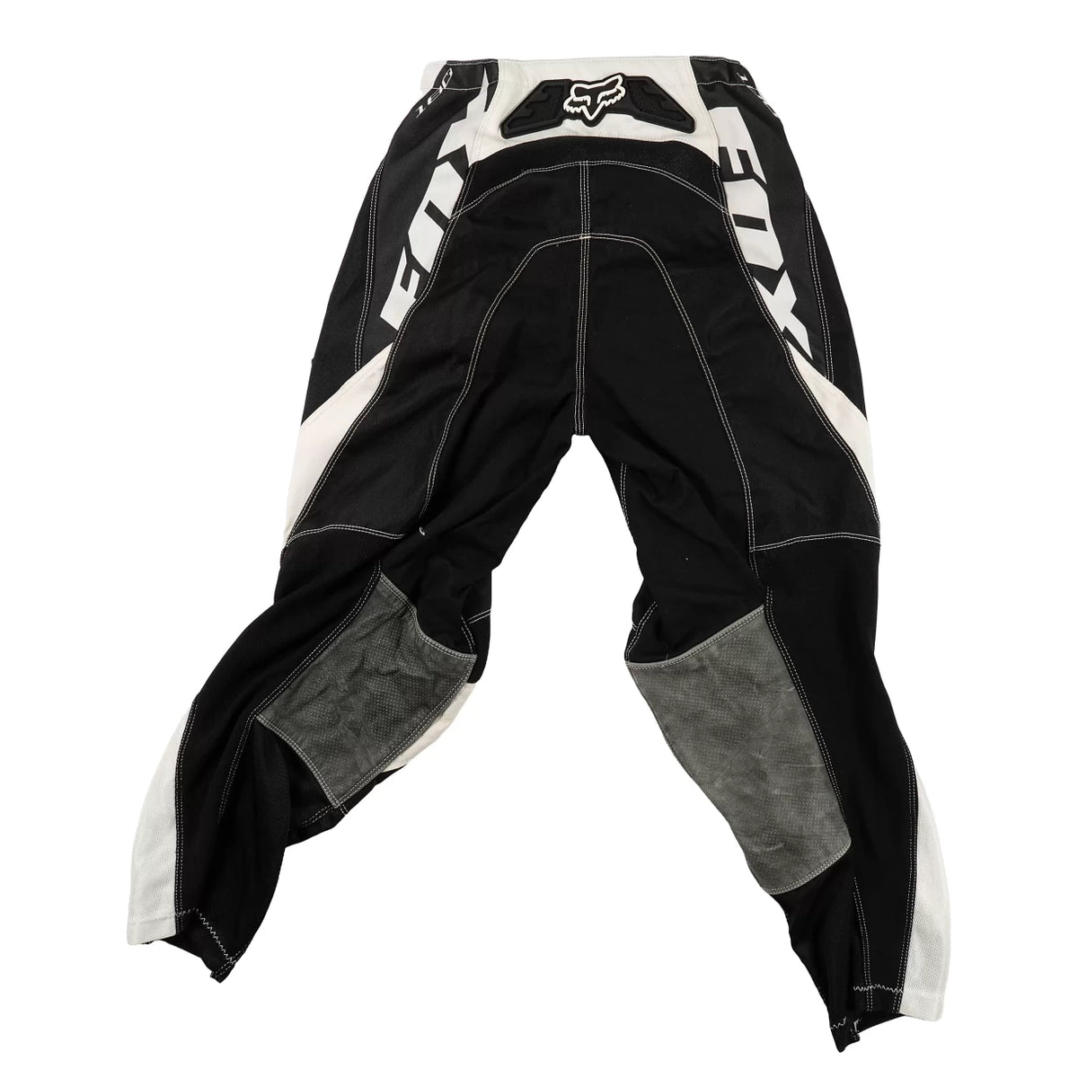 30Black/White