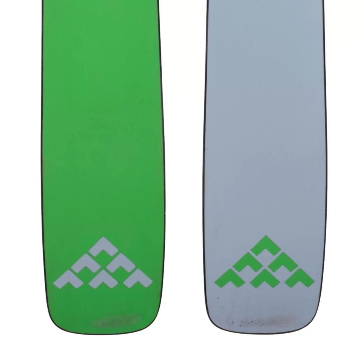 179cmGreen/Blue
