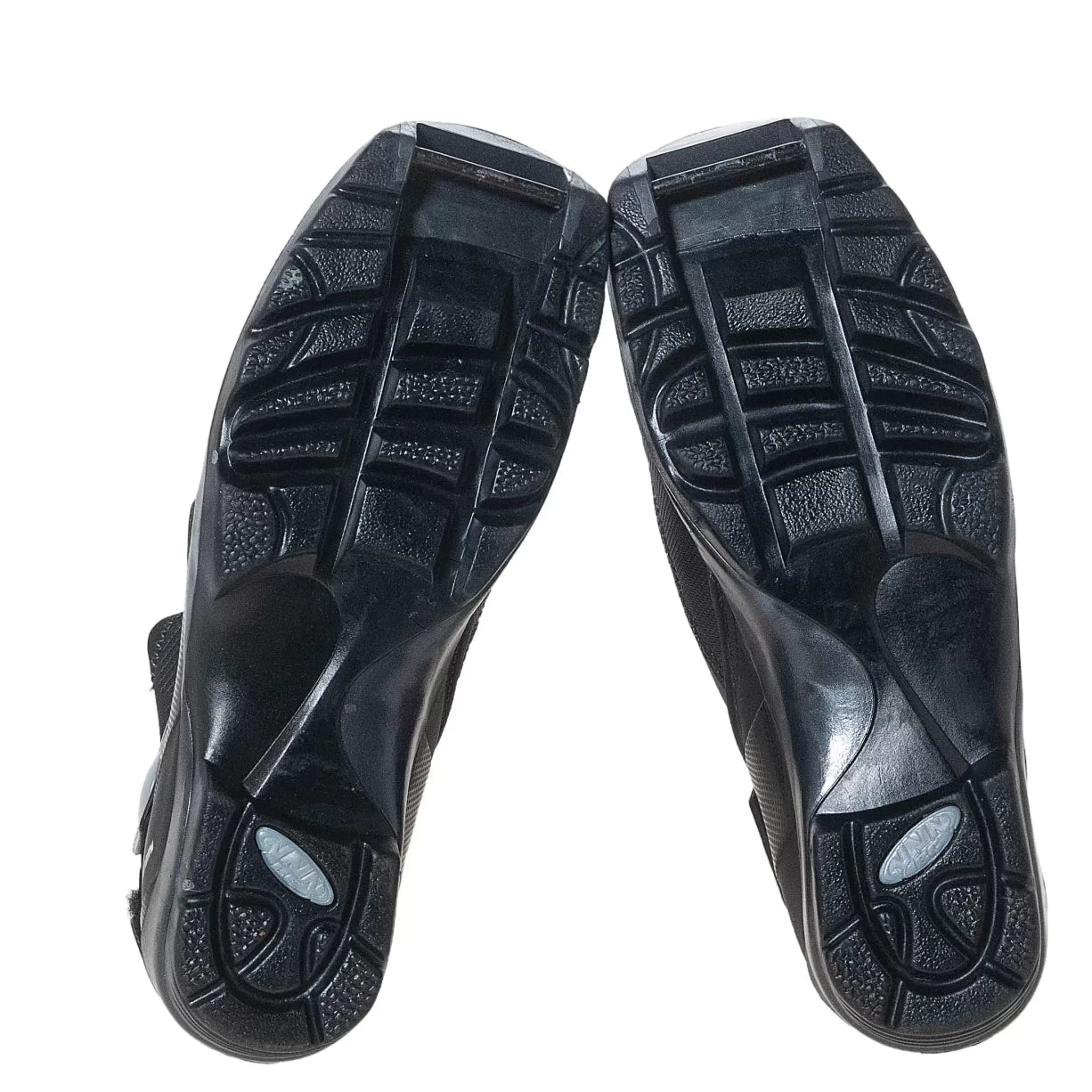 39.0Black