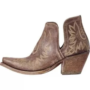 7Naturally Distressed Brown