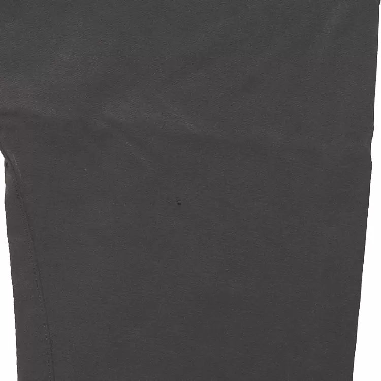 32Dark Green