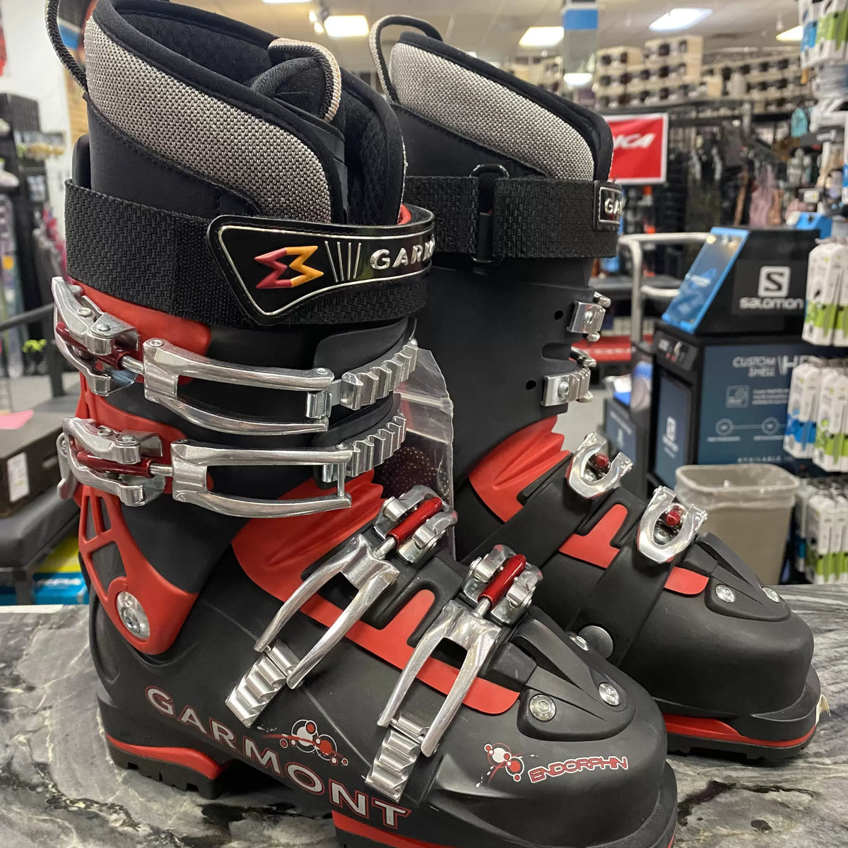 Garmont Pro Ski Boots Sz 9.5 Red Garmont Adrenalin Alpine Touring Ski Boot - Men main image 4
