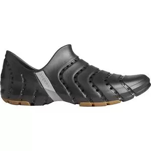 8Black