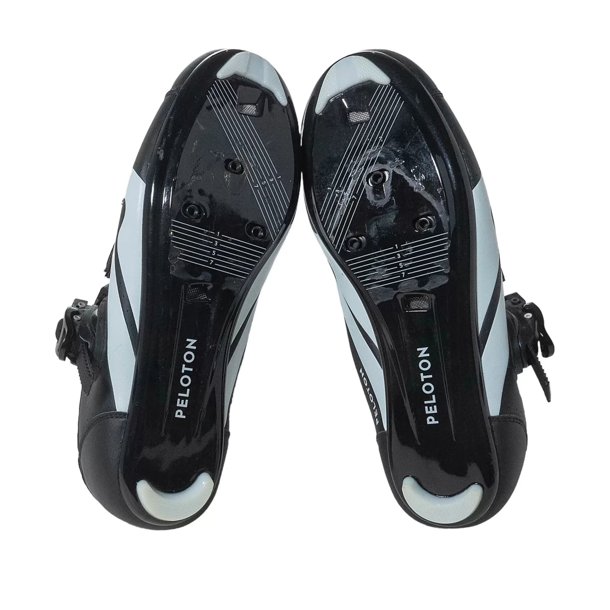 39.0Black