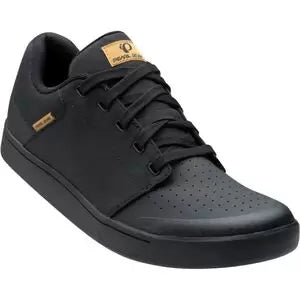 48Black/Black