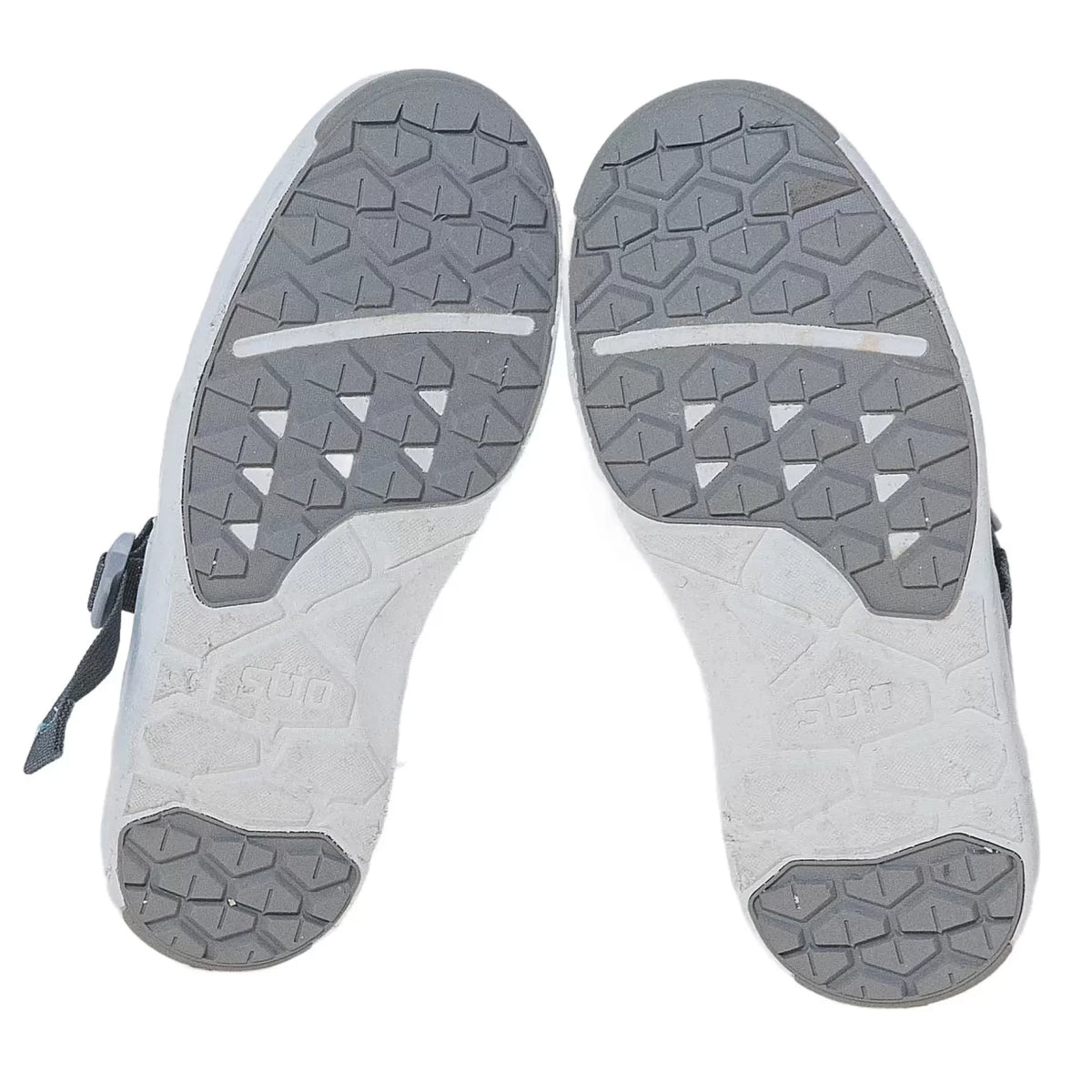 8.5Grey