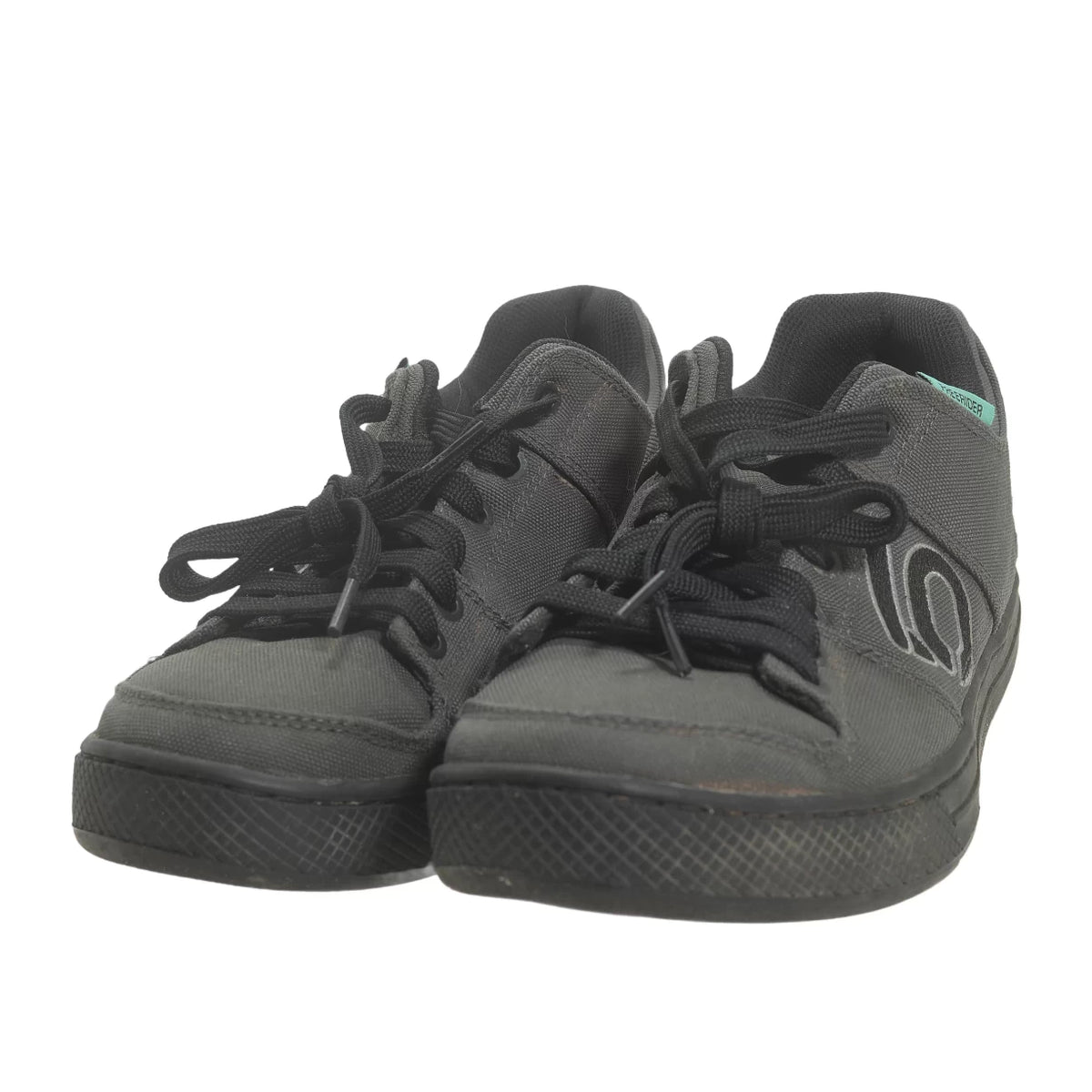 8Gray