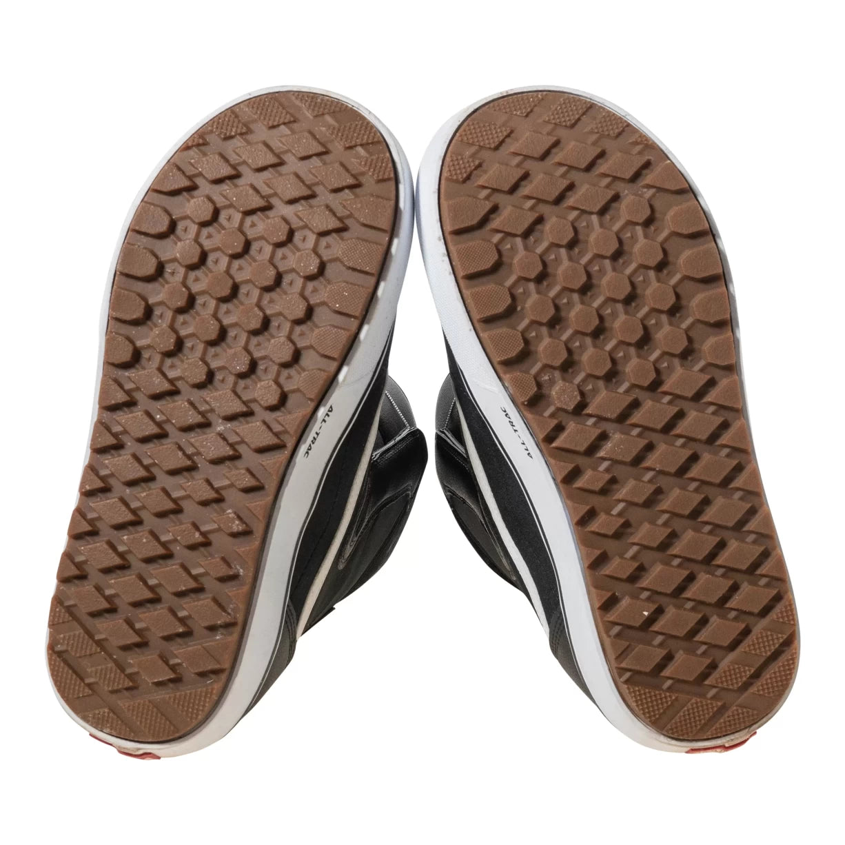 9.5Black/White