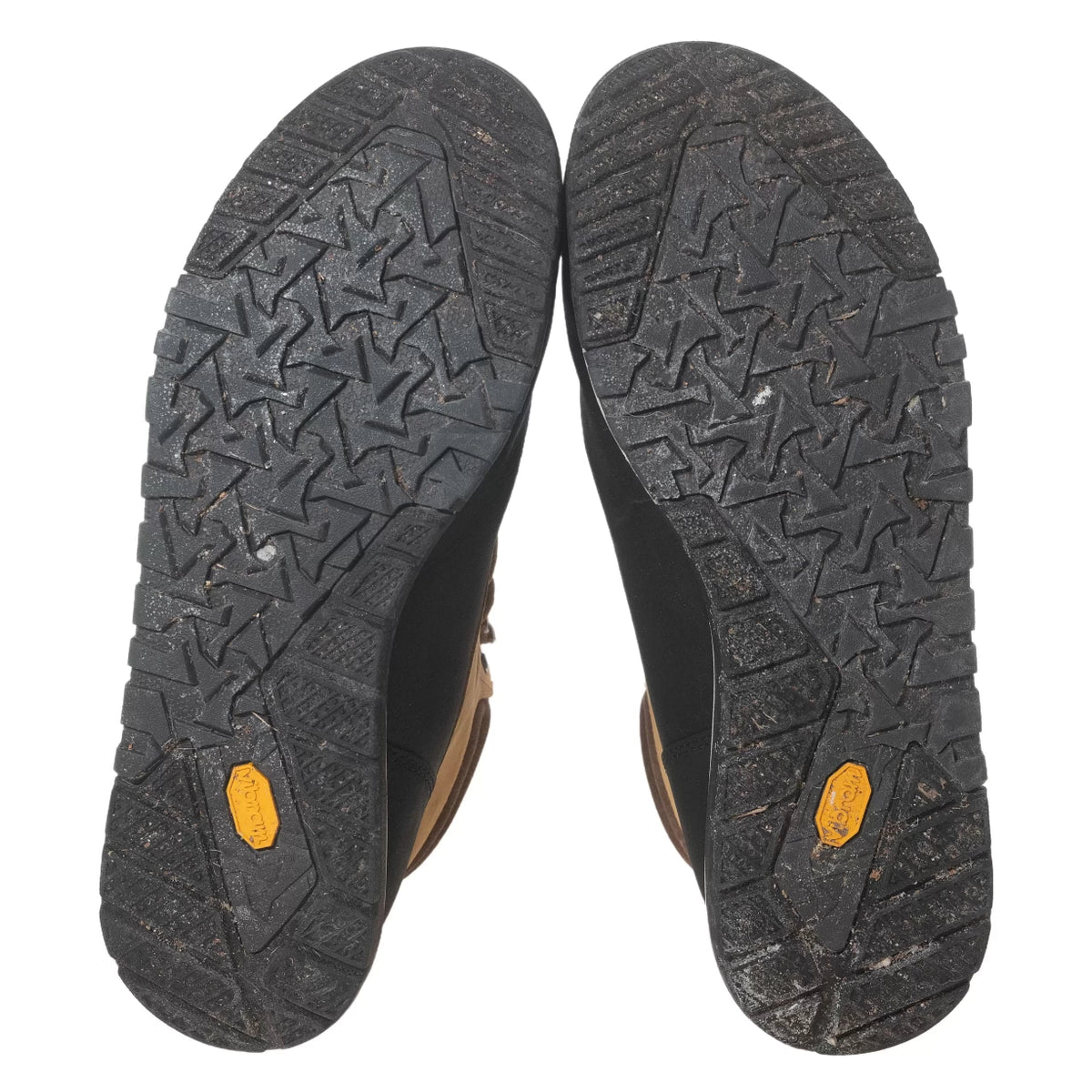 11Tan/Black