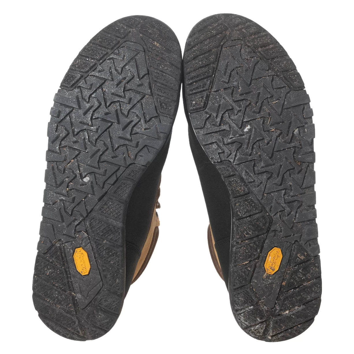 11Tan/Black