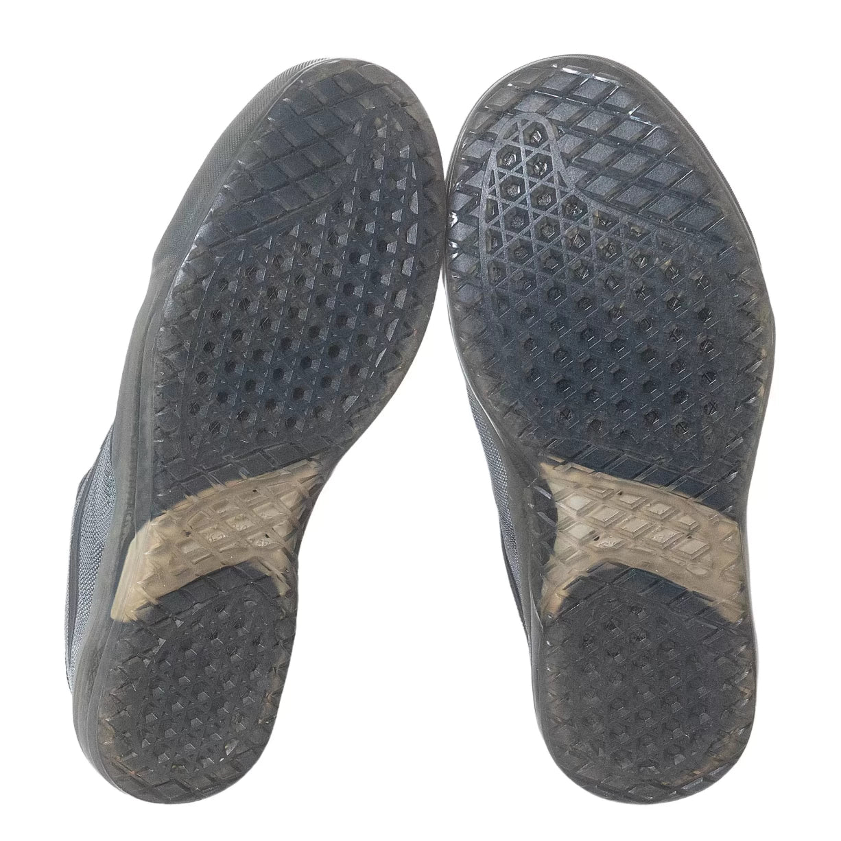 7.5-9Black