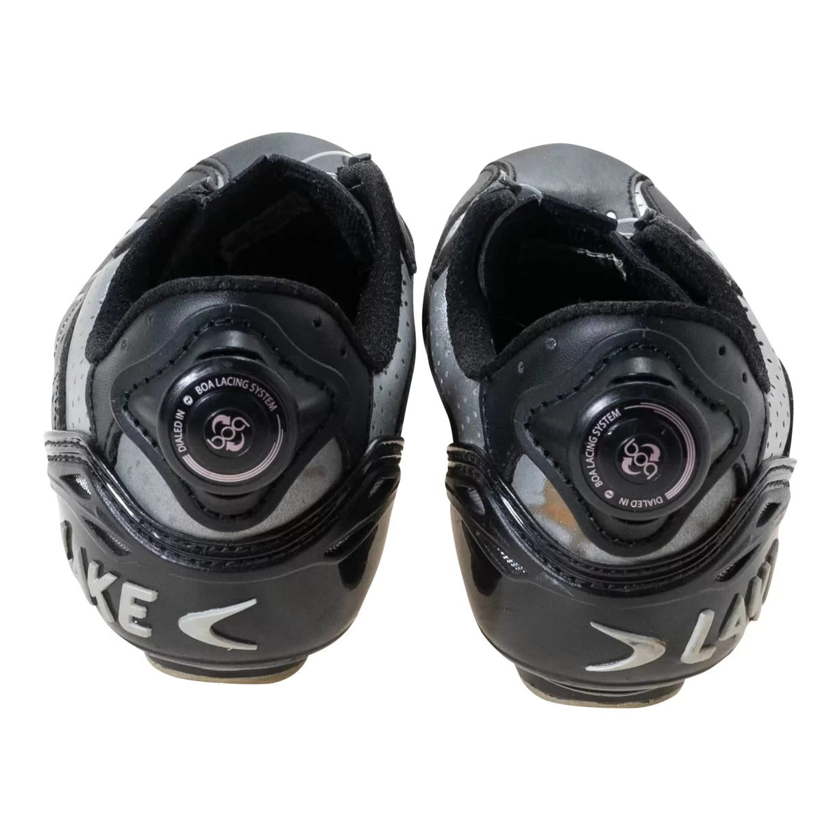39.0Black/Silver