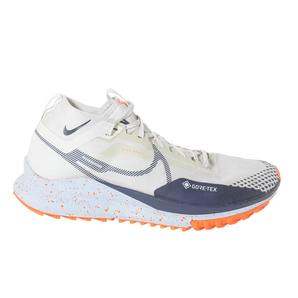 11Tan/ Navy