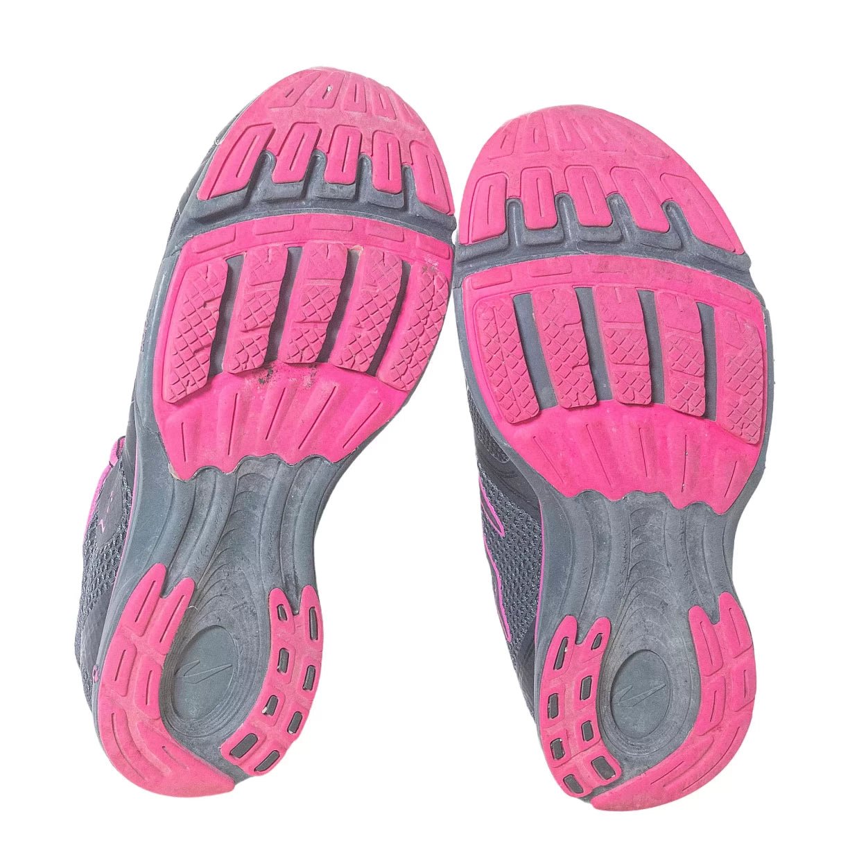 9Black/Pink