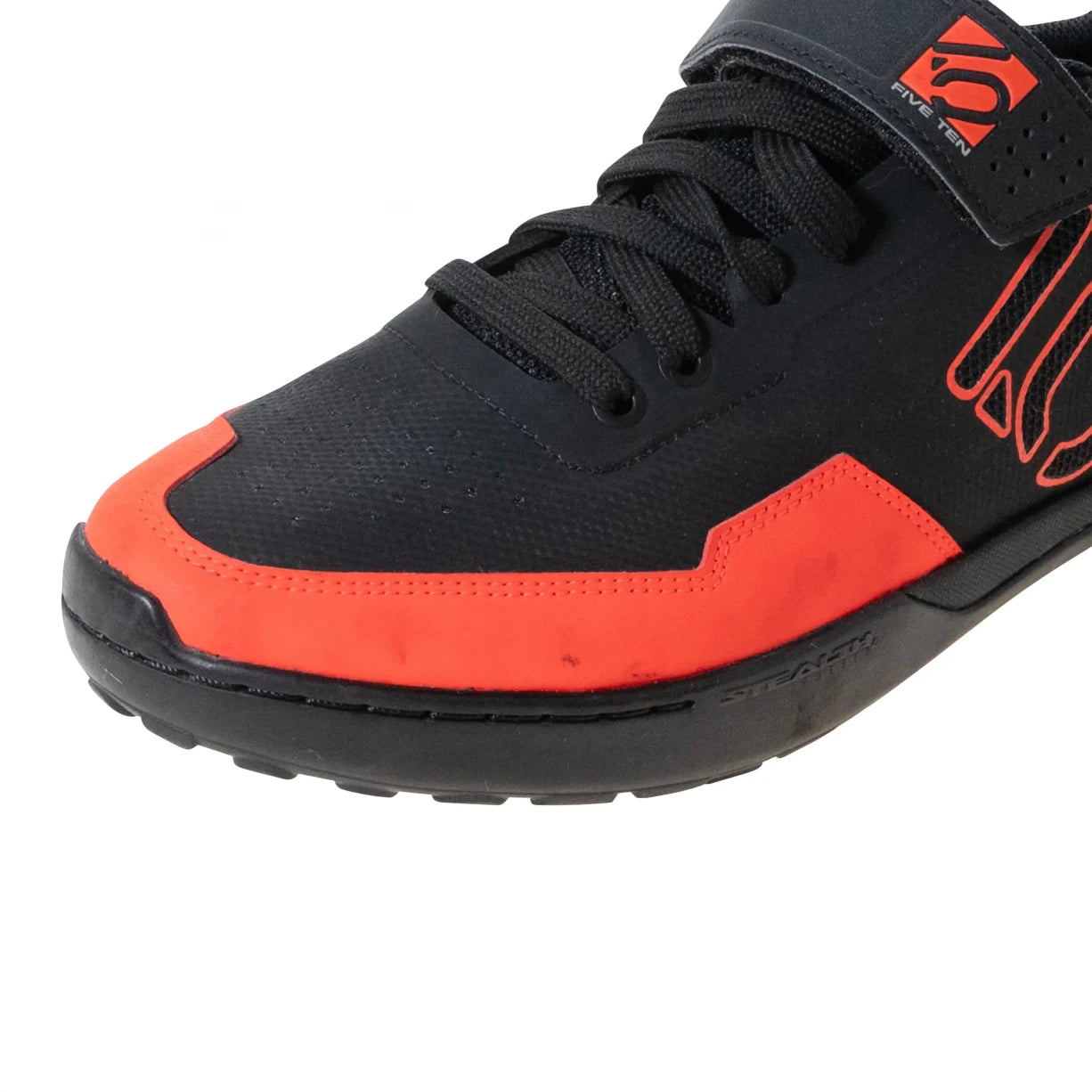 9Black/Red