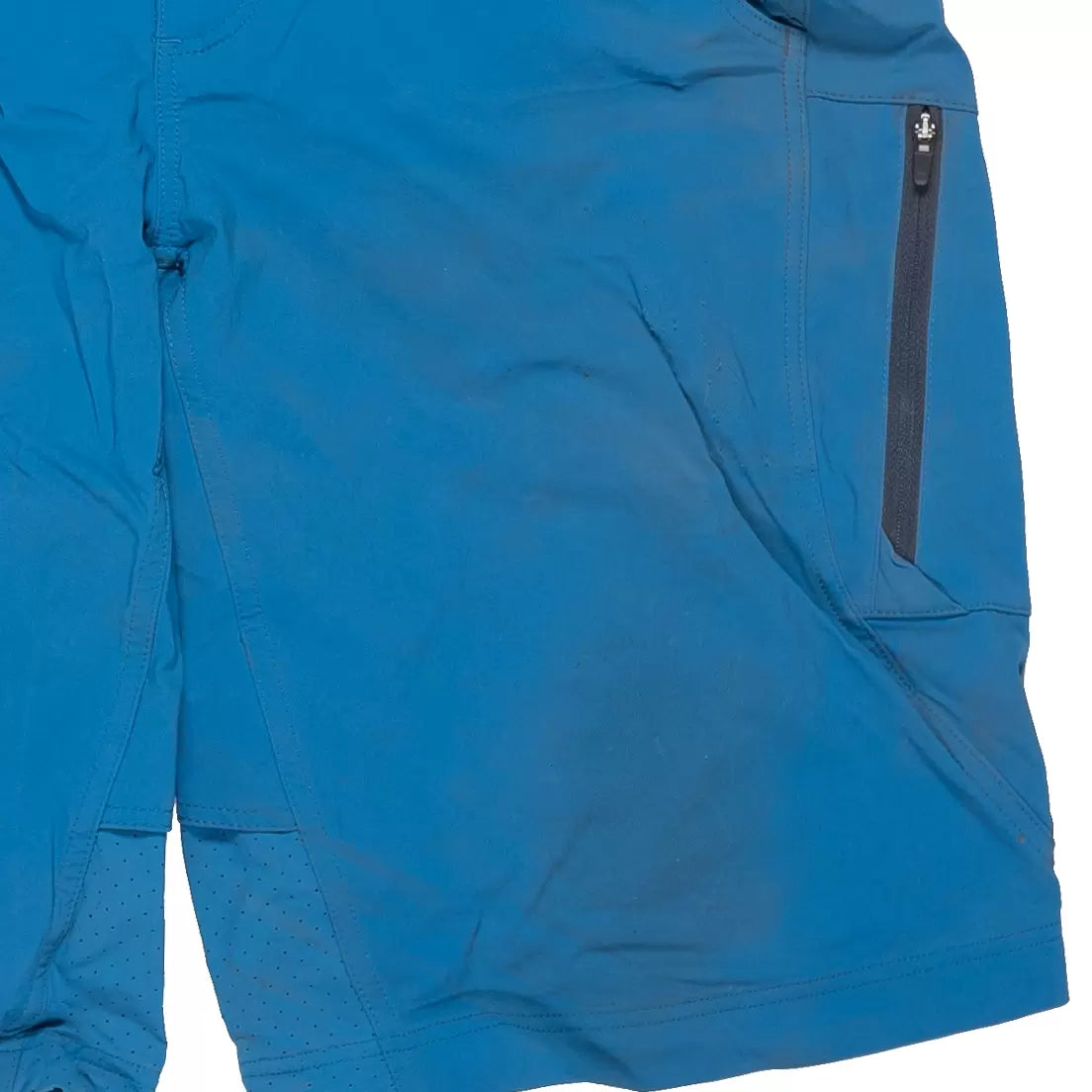 32Blue