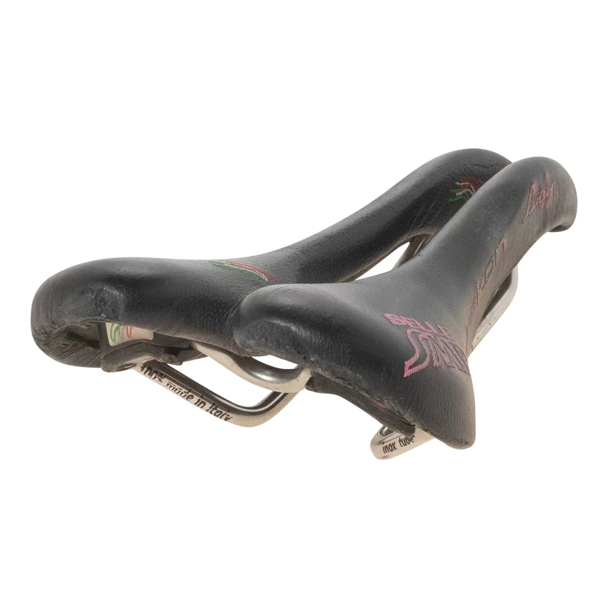 see tech specsSaddle