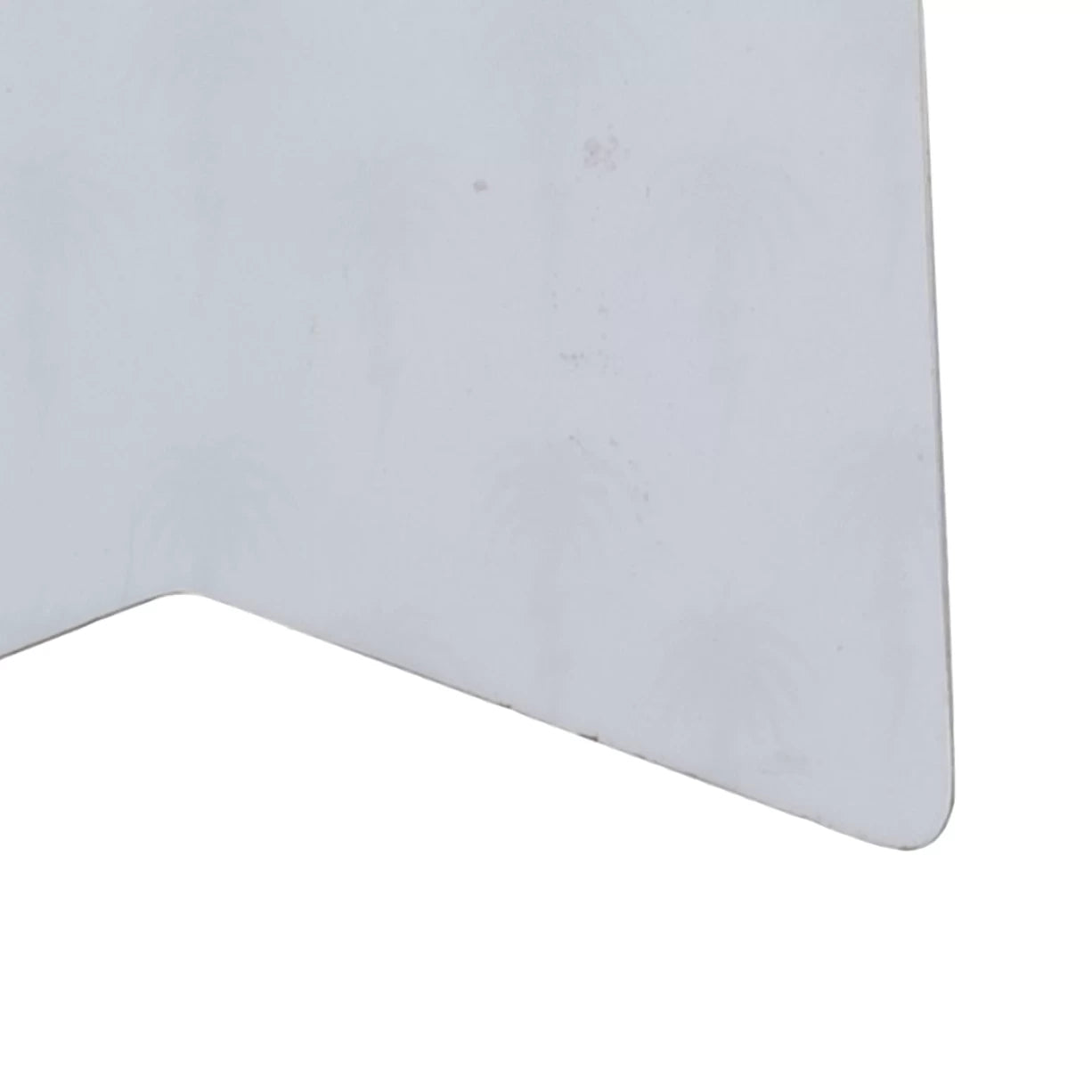 143cmWhite