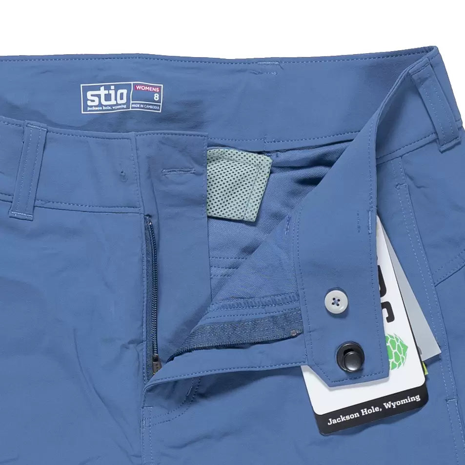 8Blue