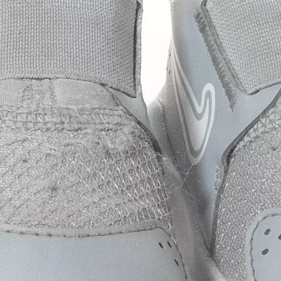 5Grey/White