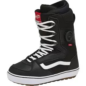 8Black/White