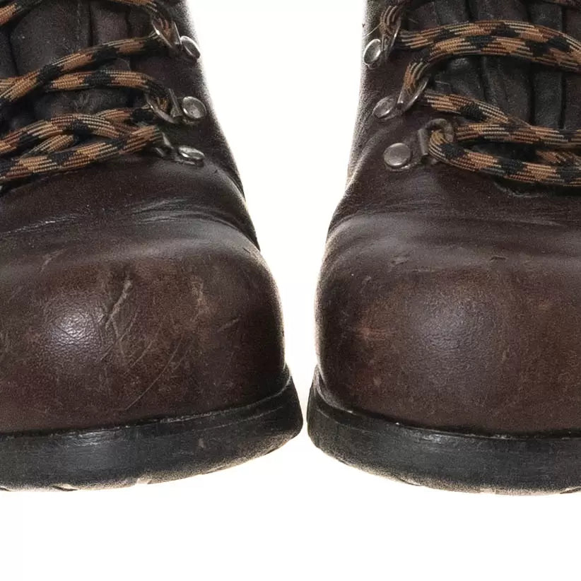 8Brown