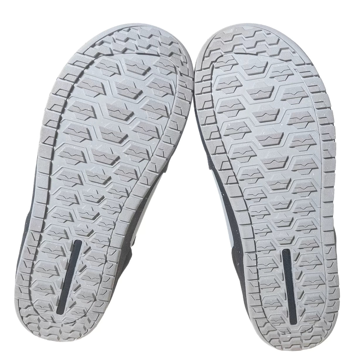 11.5Grey