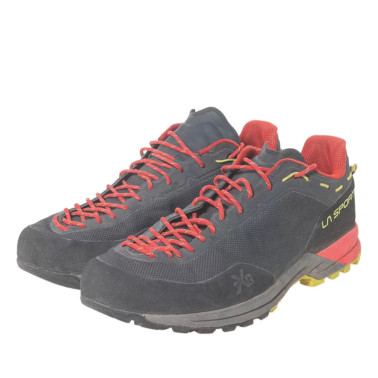 44.5Black/Red