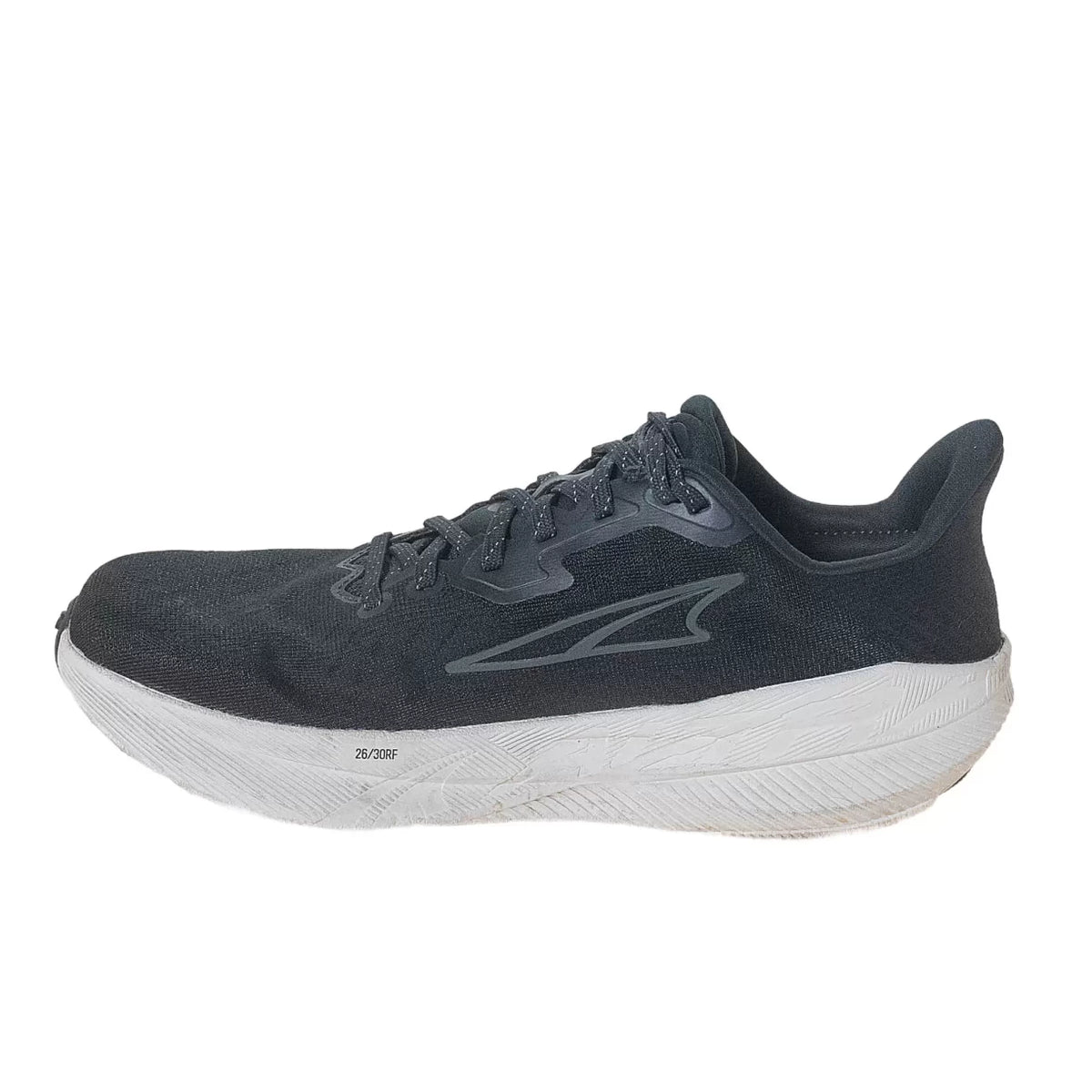 9.5Black/White