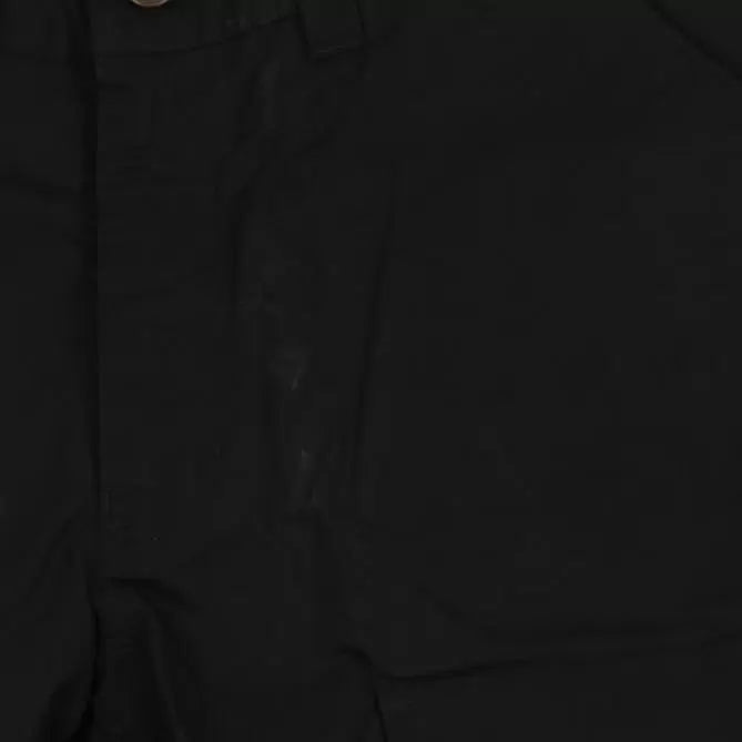 32Black