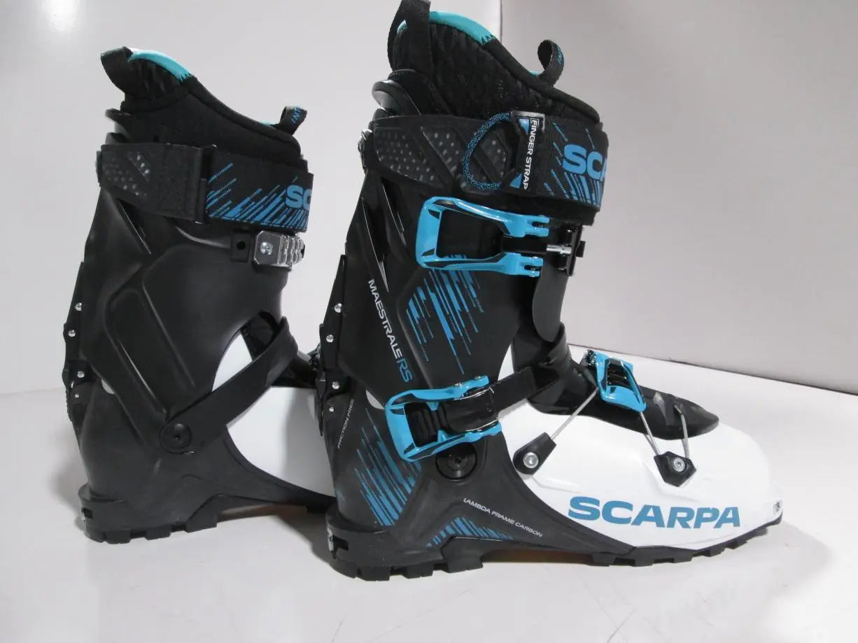 28.5White/Black/Azure