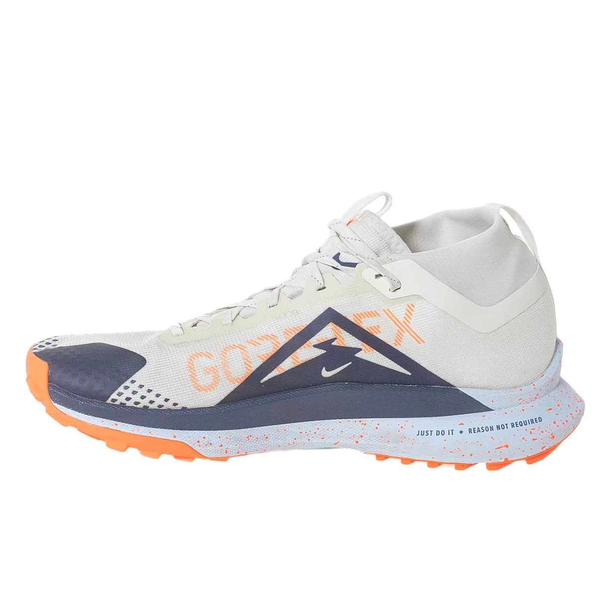 11Tan/ Navy