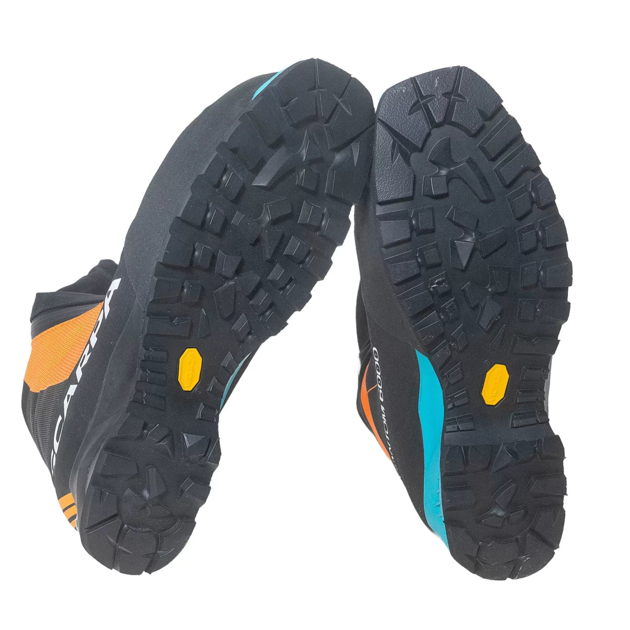 44.0Black/Orange