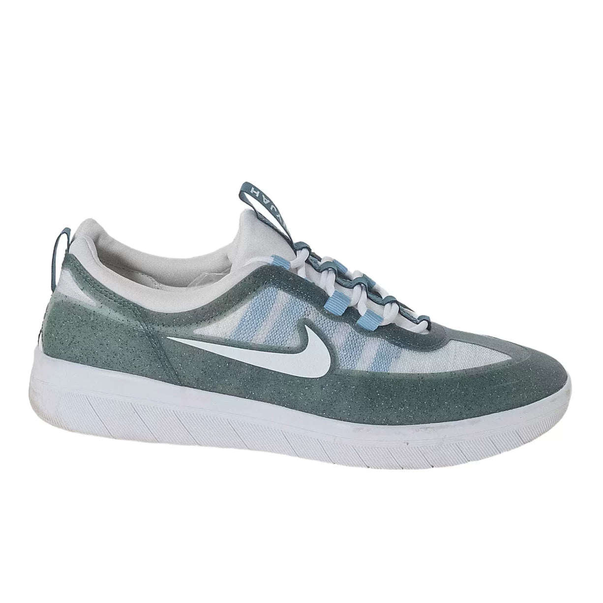 11White/Green