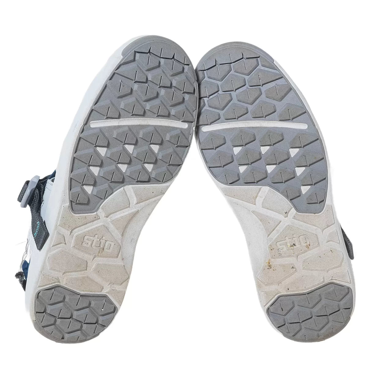 8.5Light Grey
