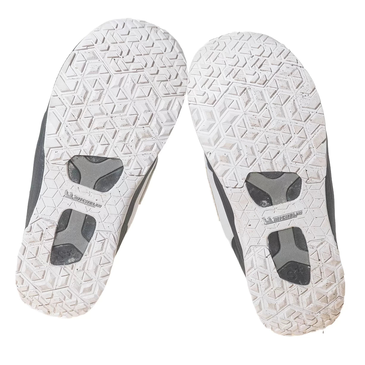 10.5White/Black