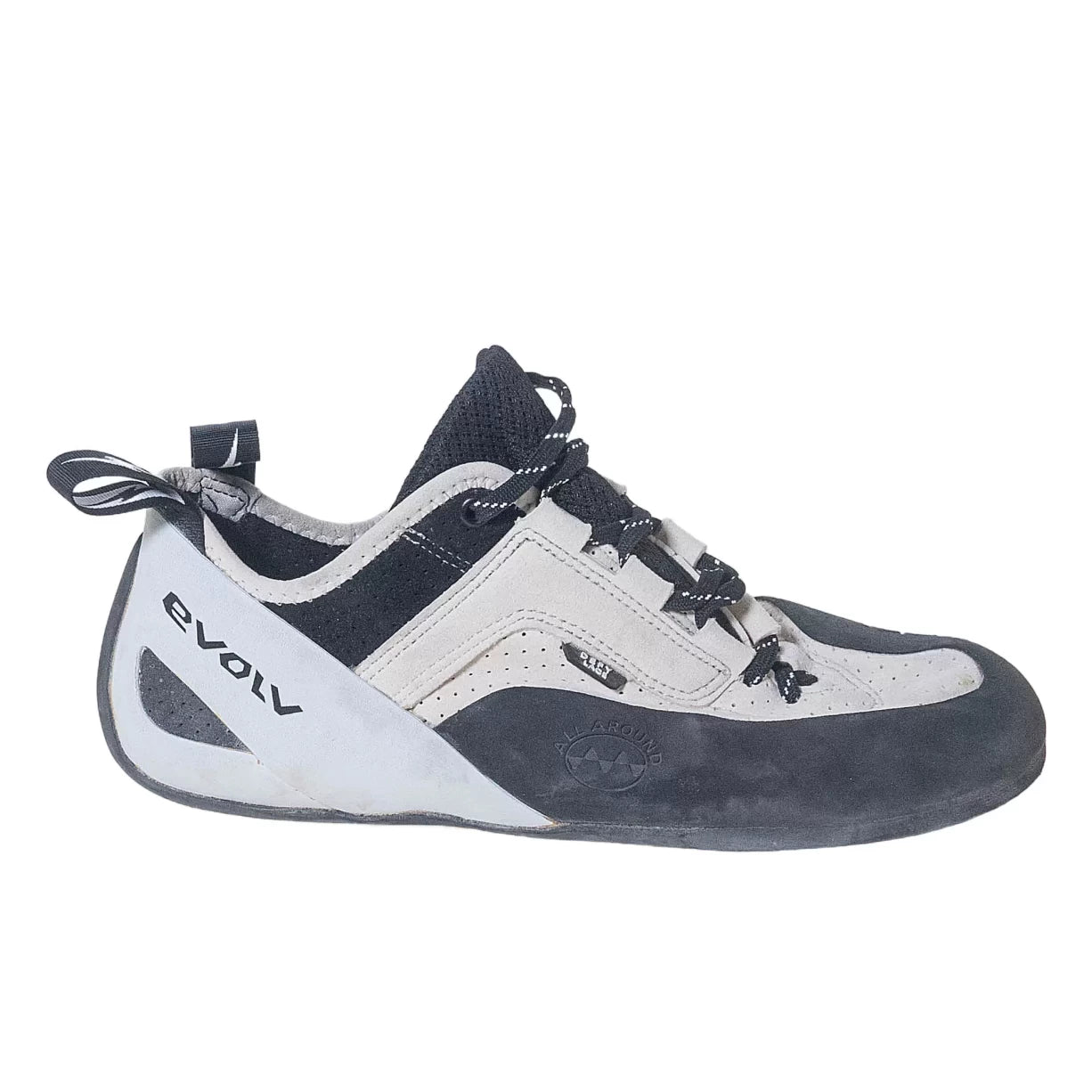 44.5White/Black