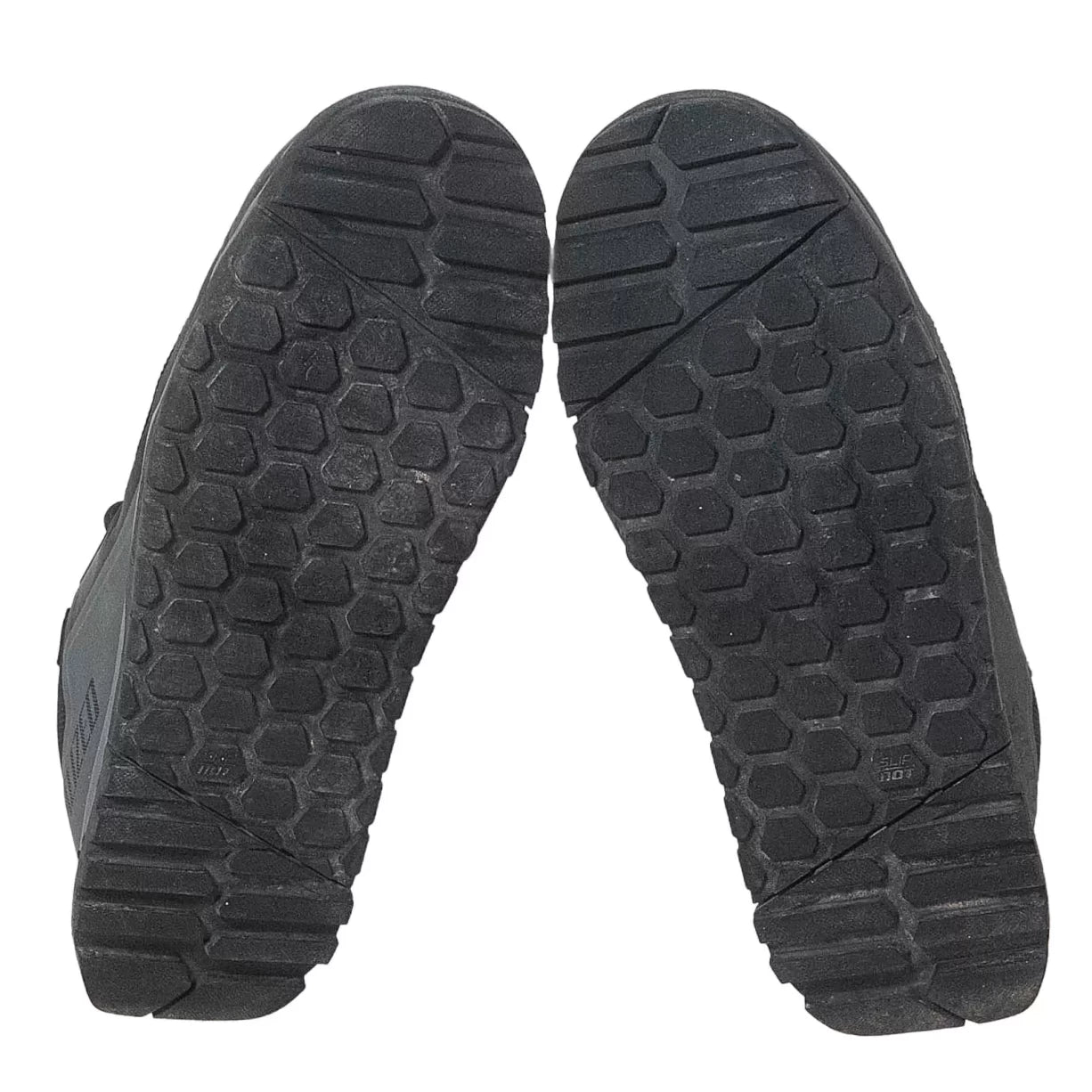 39.5Black