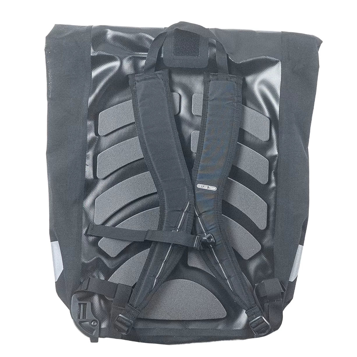 39.0Black