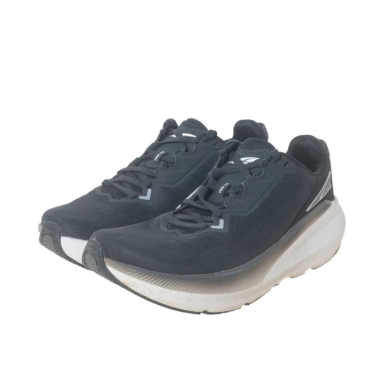 7.5Black/White