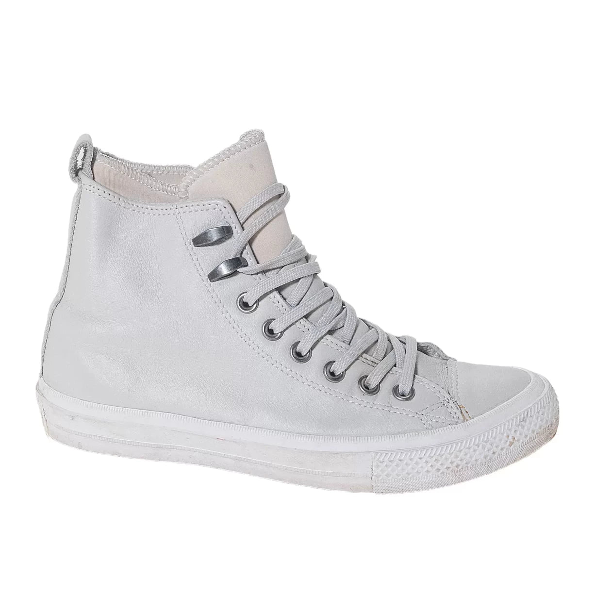 9Off White