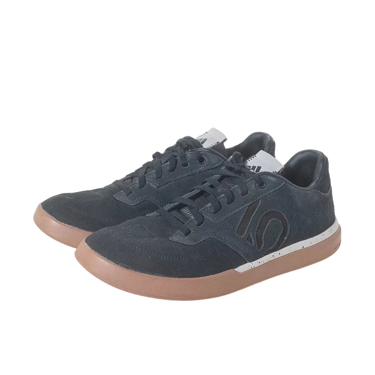 8Black