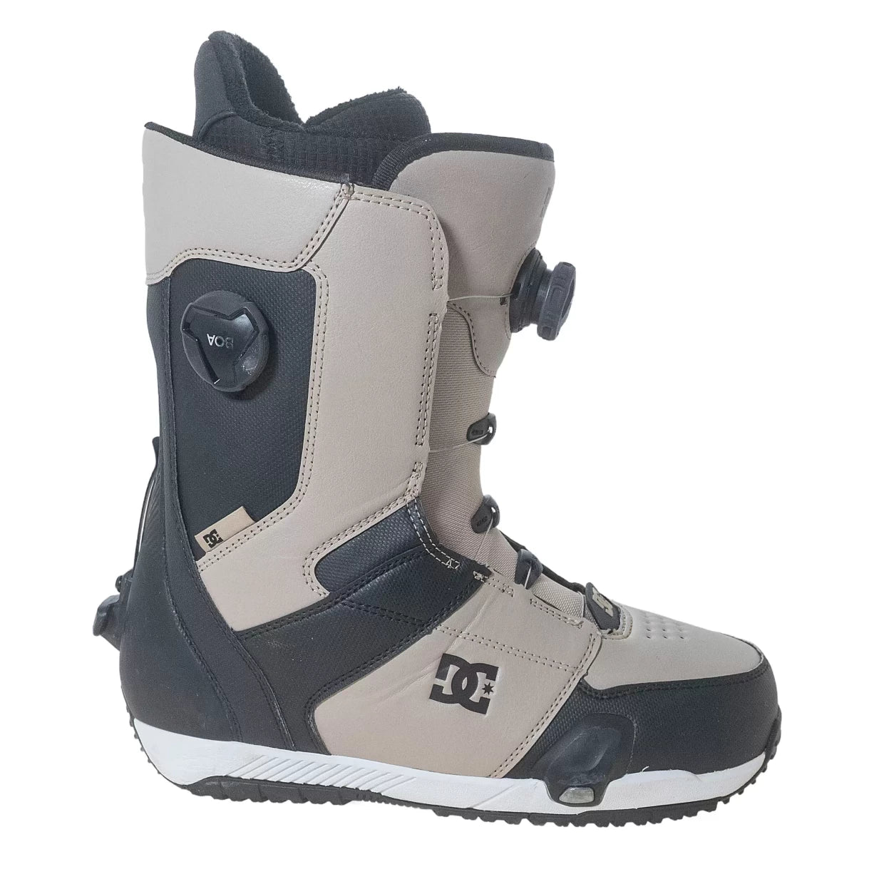 13Tan/Black