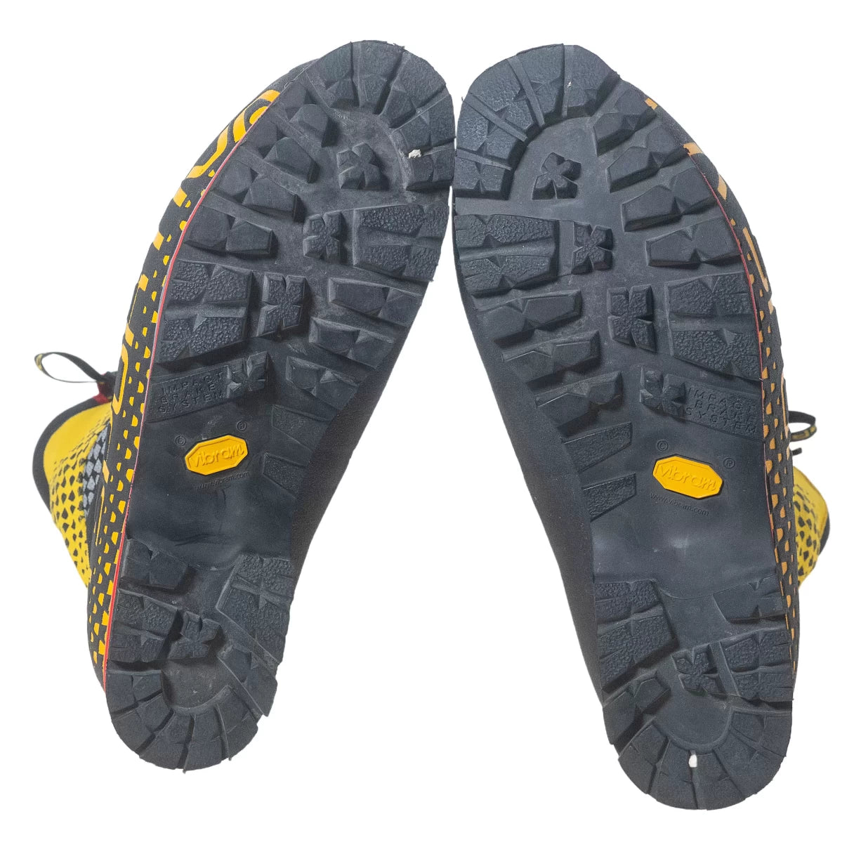 41.0Black/Yellow