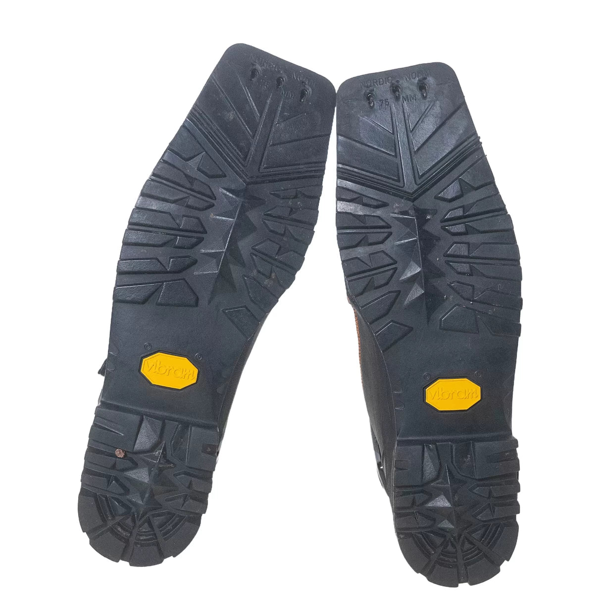 44.0Black